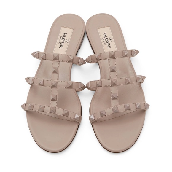 Valentino Garavani Shoes - ❌SOLD❌NEW Valentino Garavani Rockstud sandals